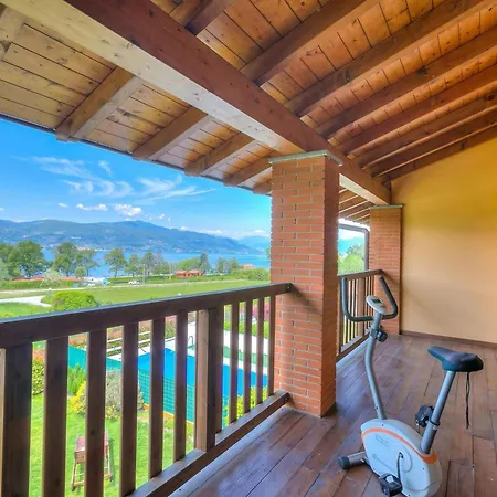 Miralago View & Private Garden - Happy *