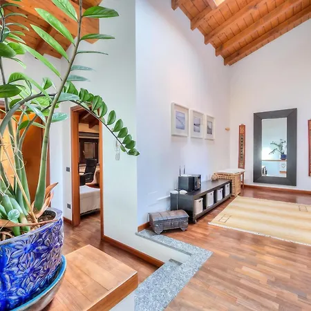 Miralago View & Private Garden - Happy Ispra