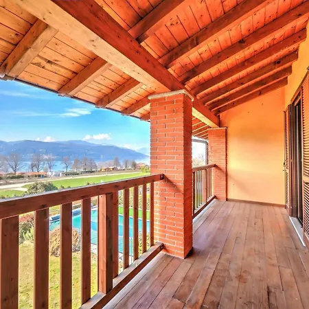 Miralago View & Private Garden - Happy Ferienhaus
