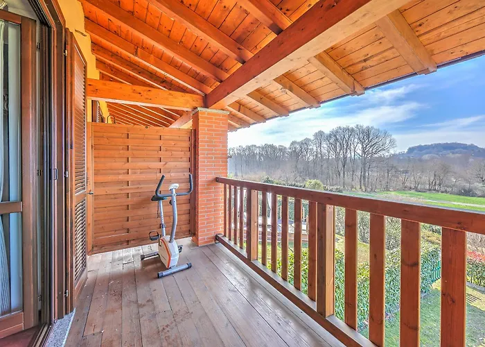 펜션 Miralago View & Private Garden - Happy