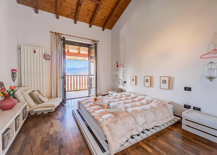 Miralago View & Private Garden - Happy Ispra